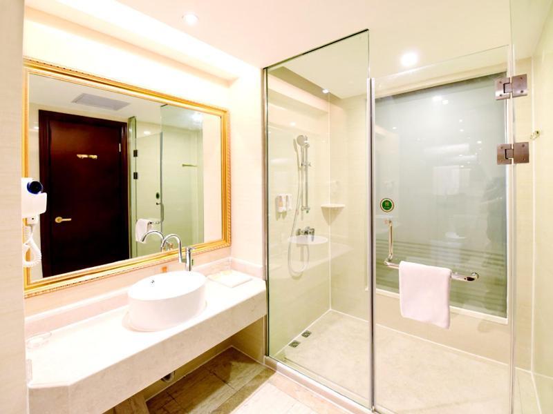 Vienna Hotel Loudi Chunyuan Pedestrian Street Екстериор снимка